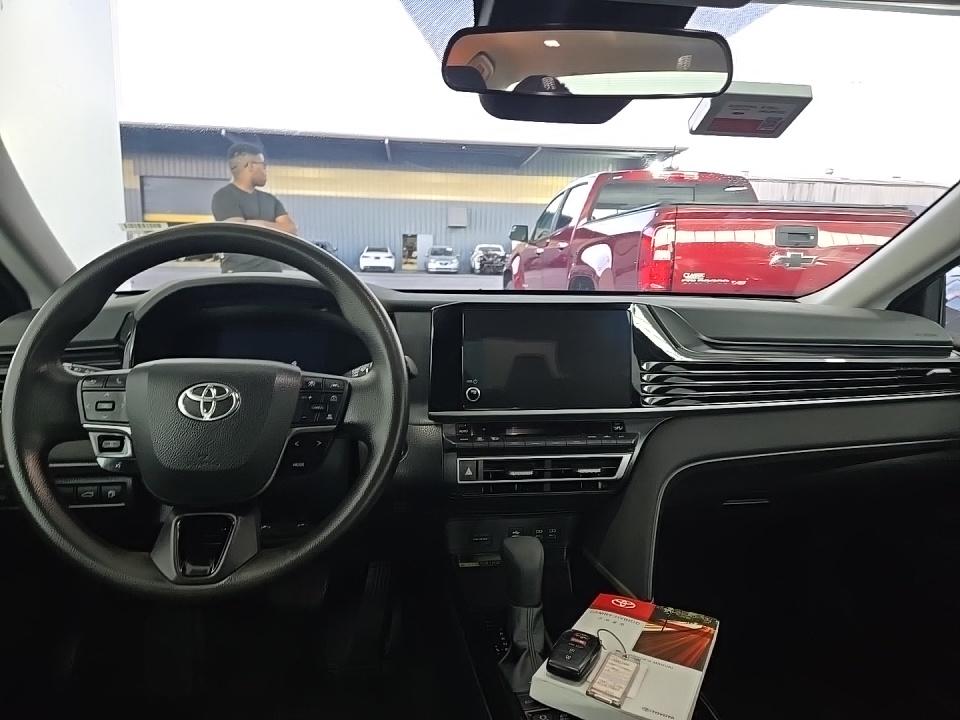 2025 Toyota Camry LE FWD