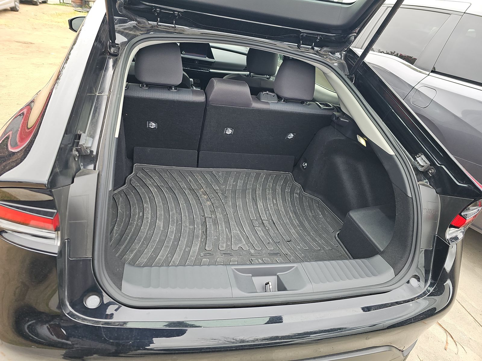 2024 Toyota Prius LE FWD