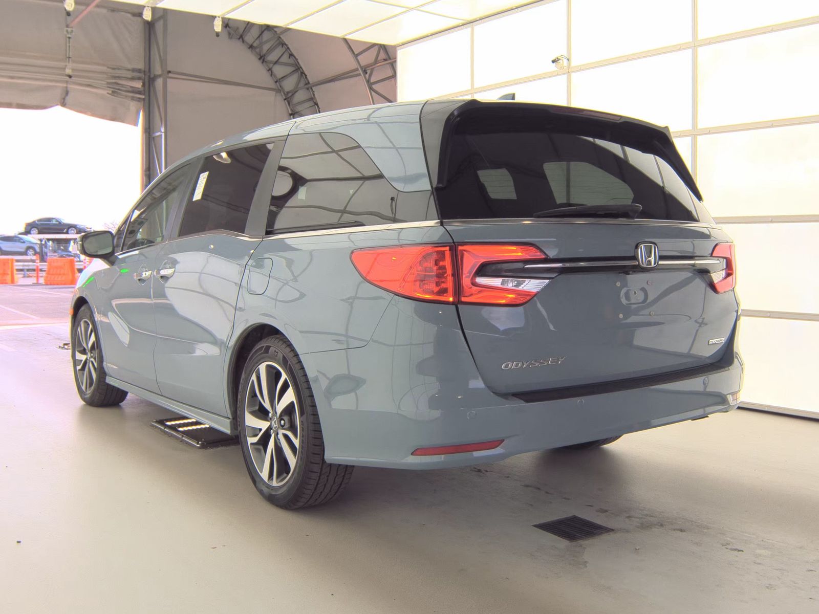 2023 Honda Odyssey Touring FWD