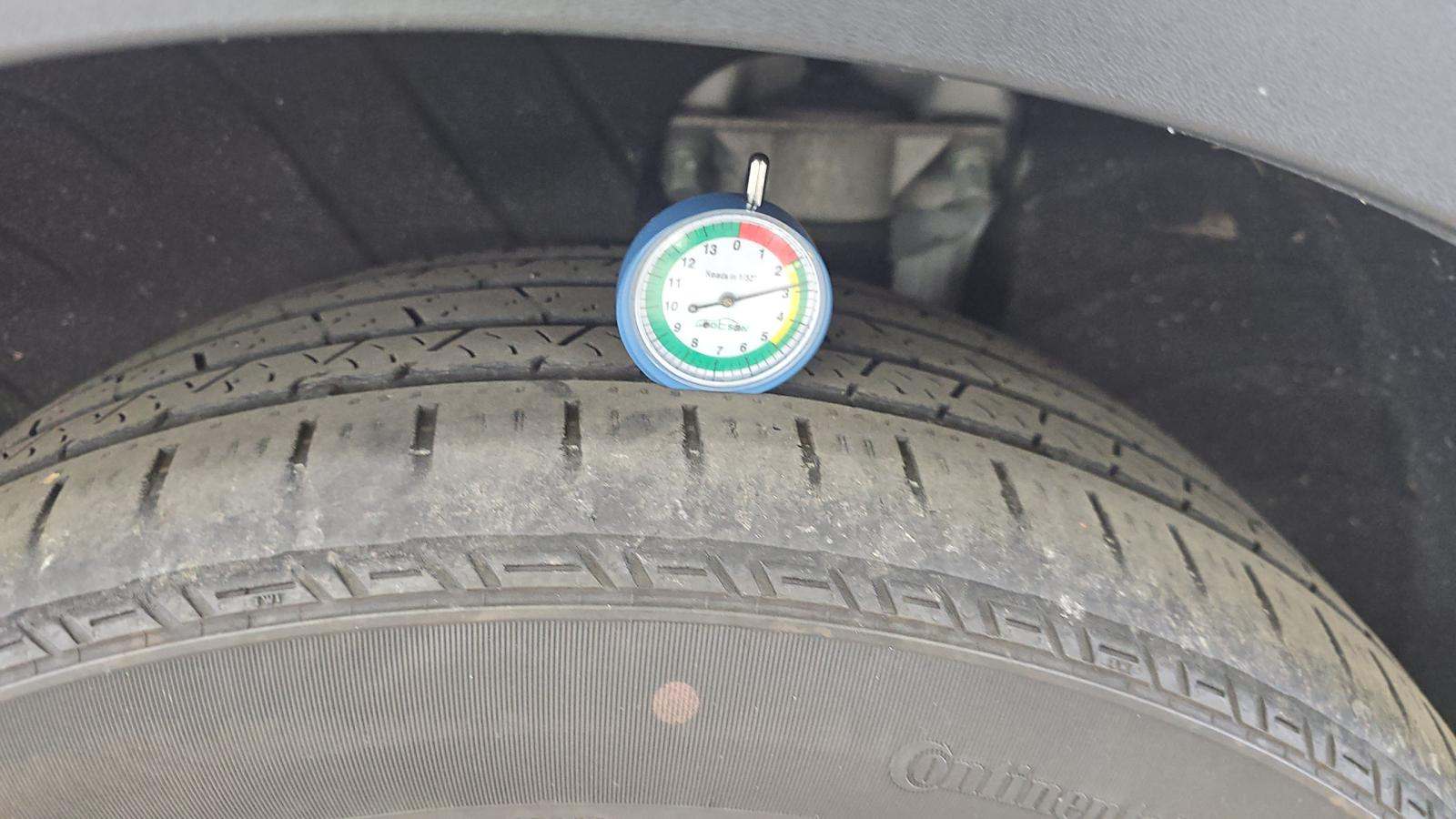 2023 Kia Sorento Hybrid EX AWD