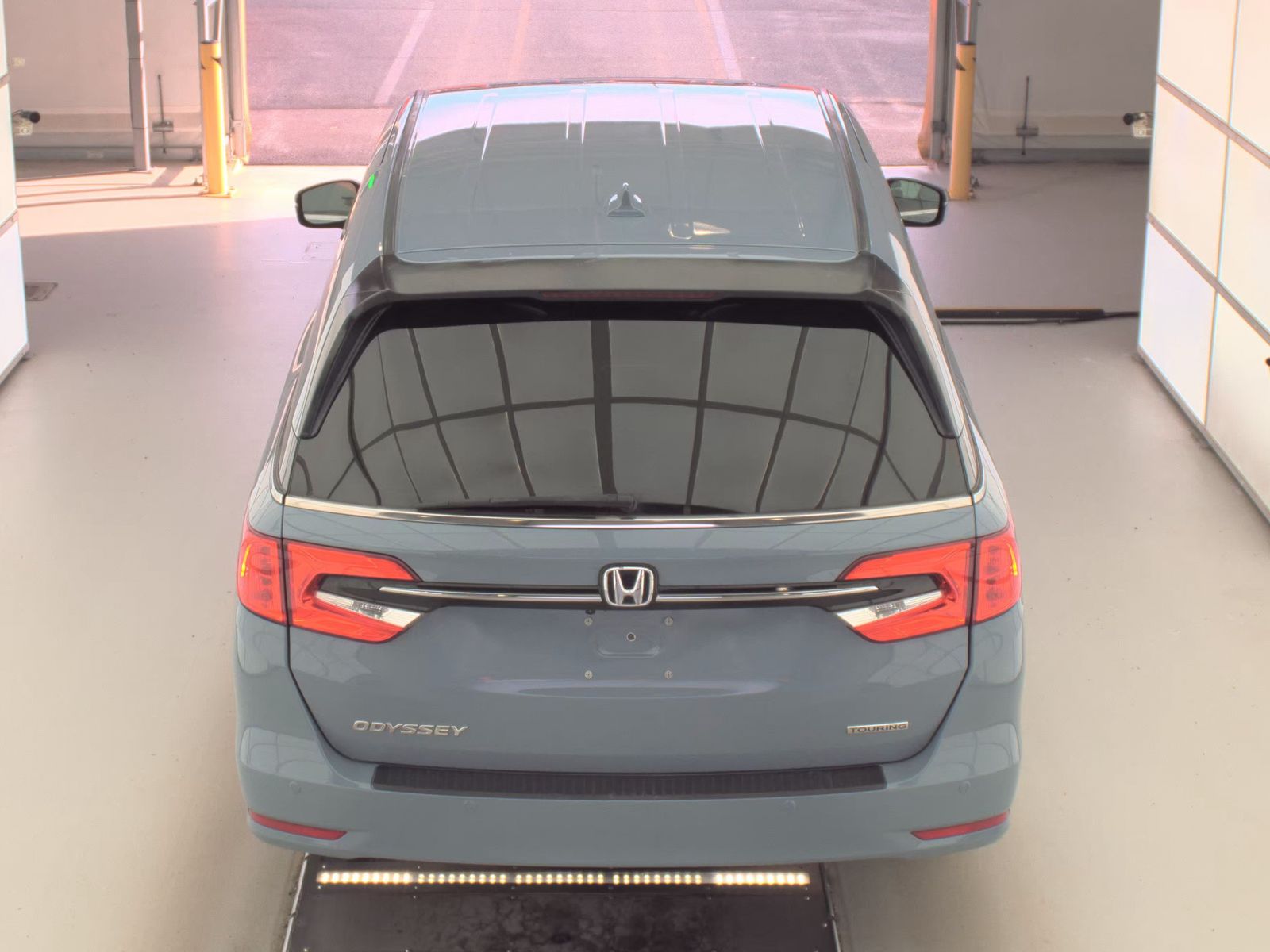 2023 Honda Odyssey Touring FWD