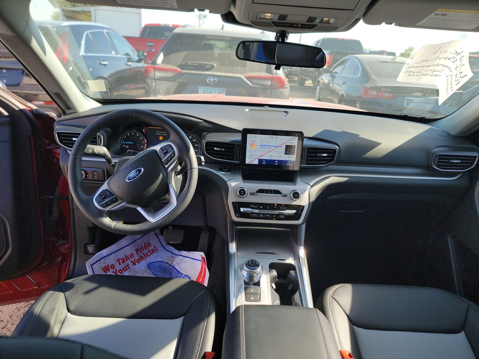 2024 Ford Explorer XLT RWD