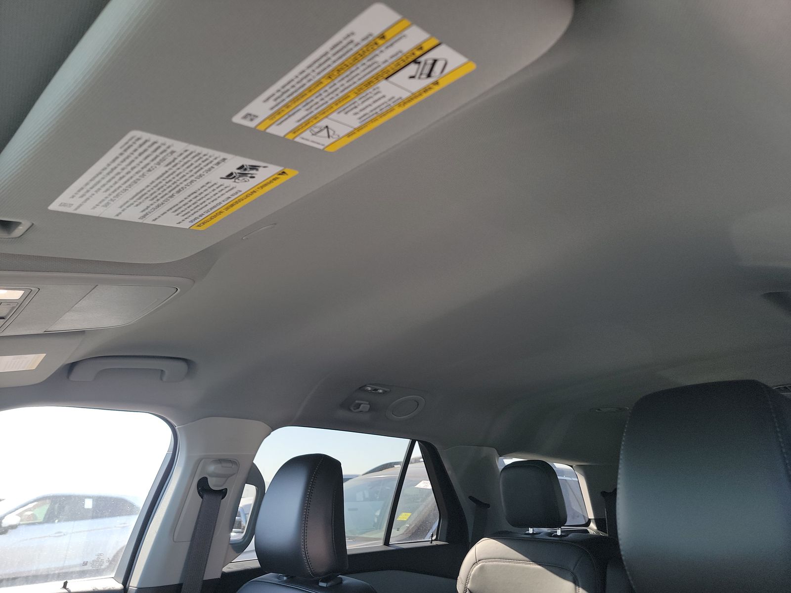 2024 Ford Explorer XLT RWD