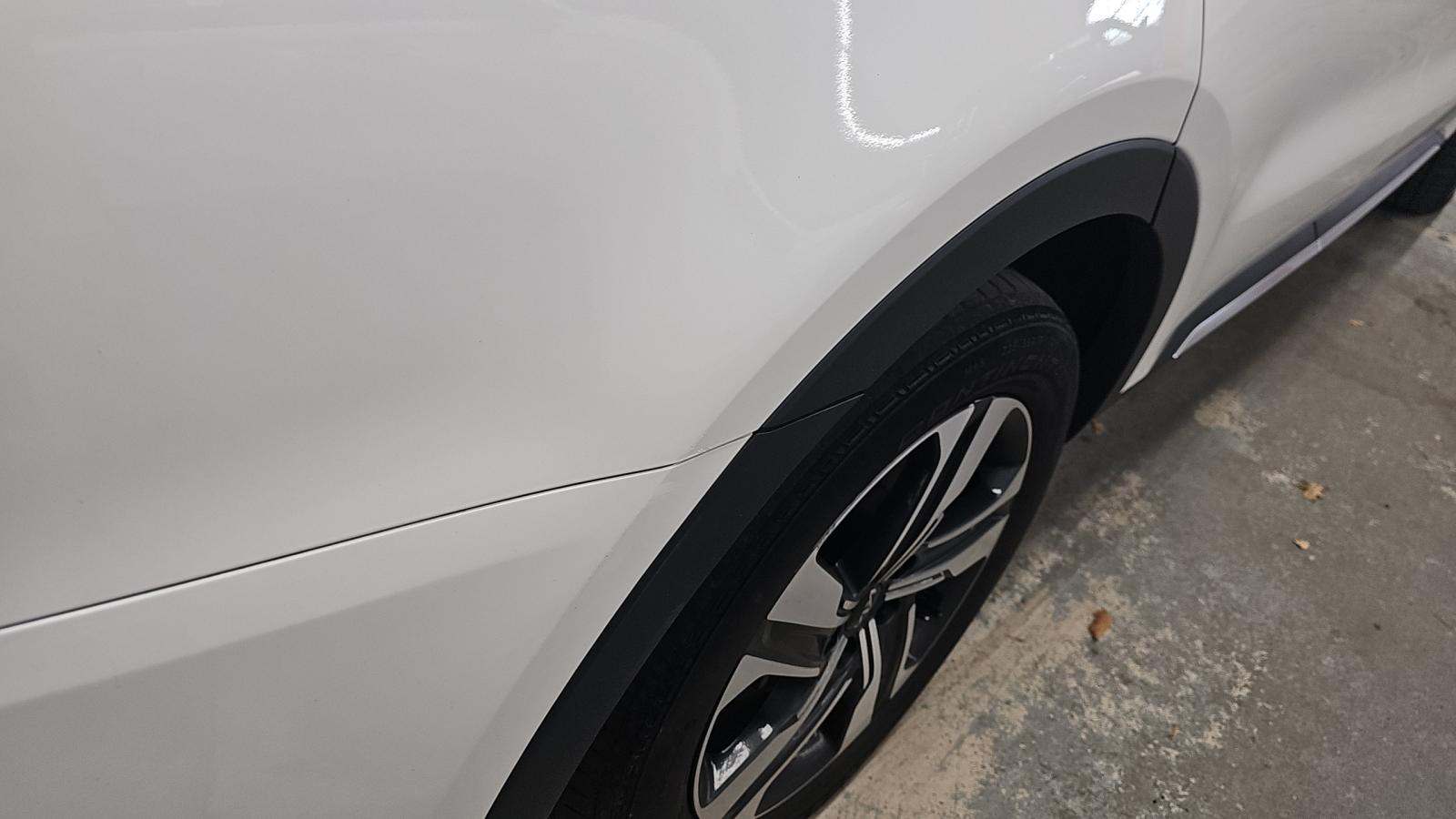 2023 Kia Sorento Hybrid EX AWD