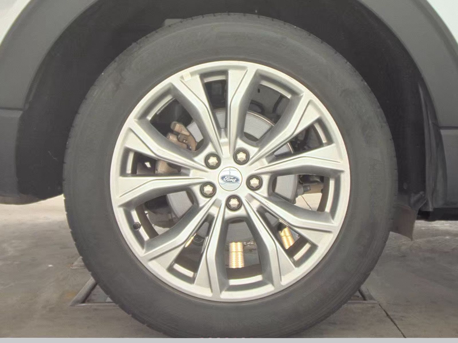 2023 Ford Explorer Limited AWD