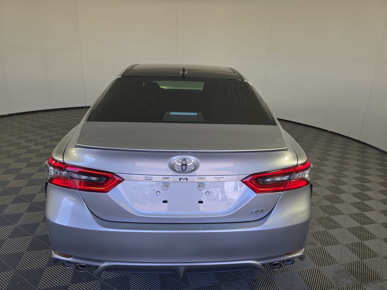 2022 Toyota Camry XSE FWD