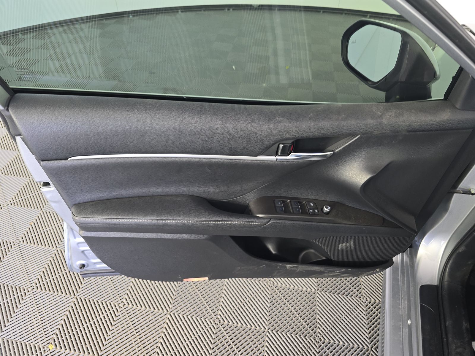 2022 Toyota Camry XSE FWD