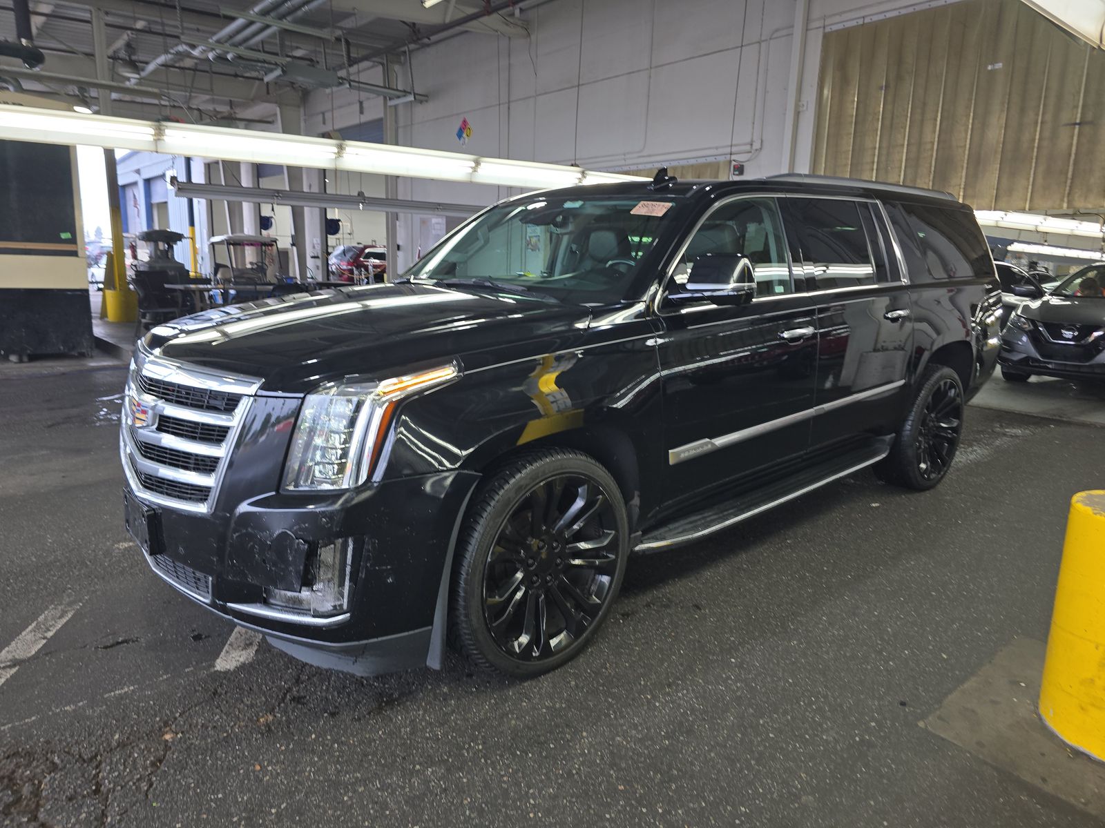 2020 Cadillac Escalade ESV Luxury AWD