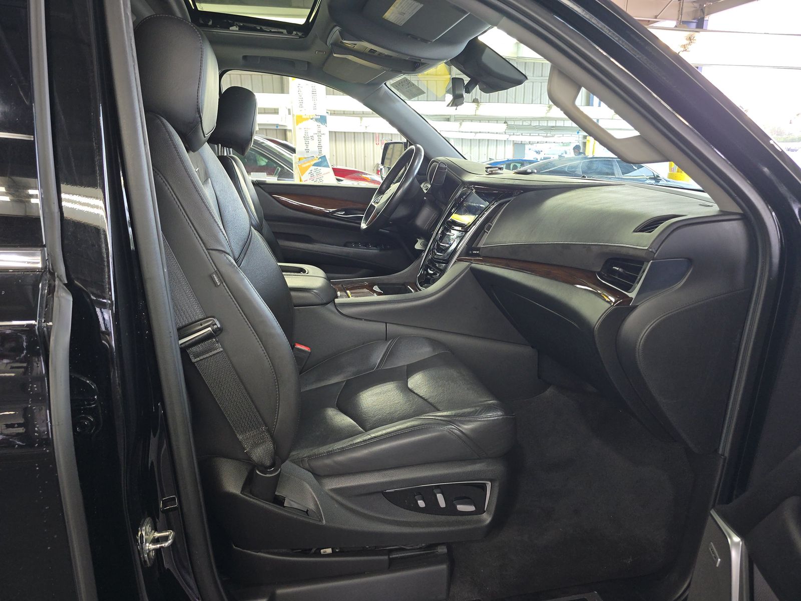 2020 Cadillac Escalade ESV Luxury AWD