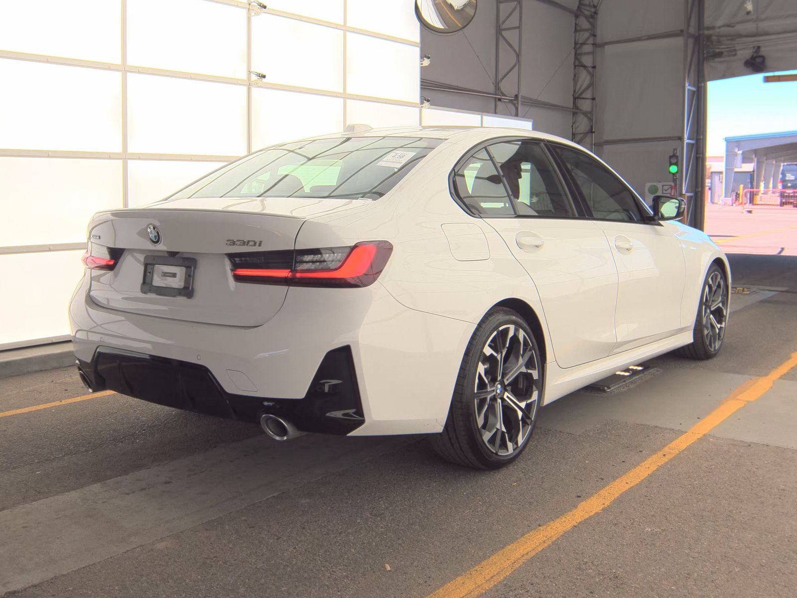 2025 BMW 3 Series 330i xDrive AWD