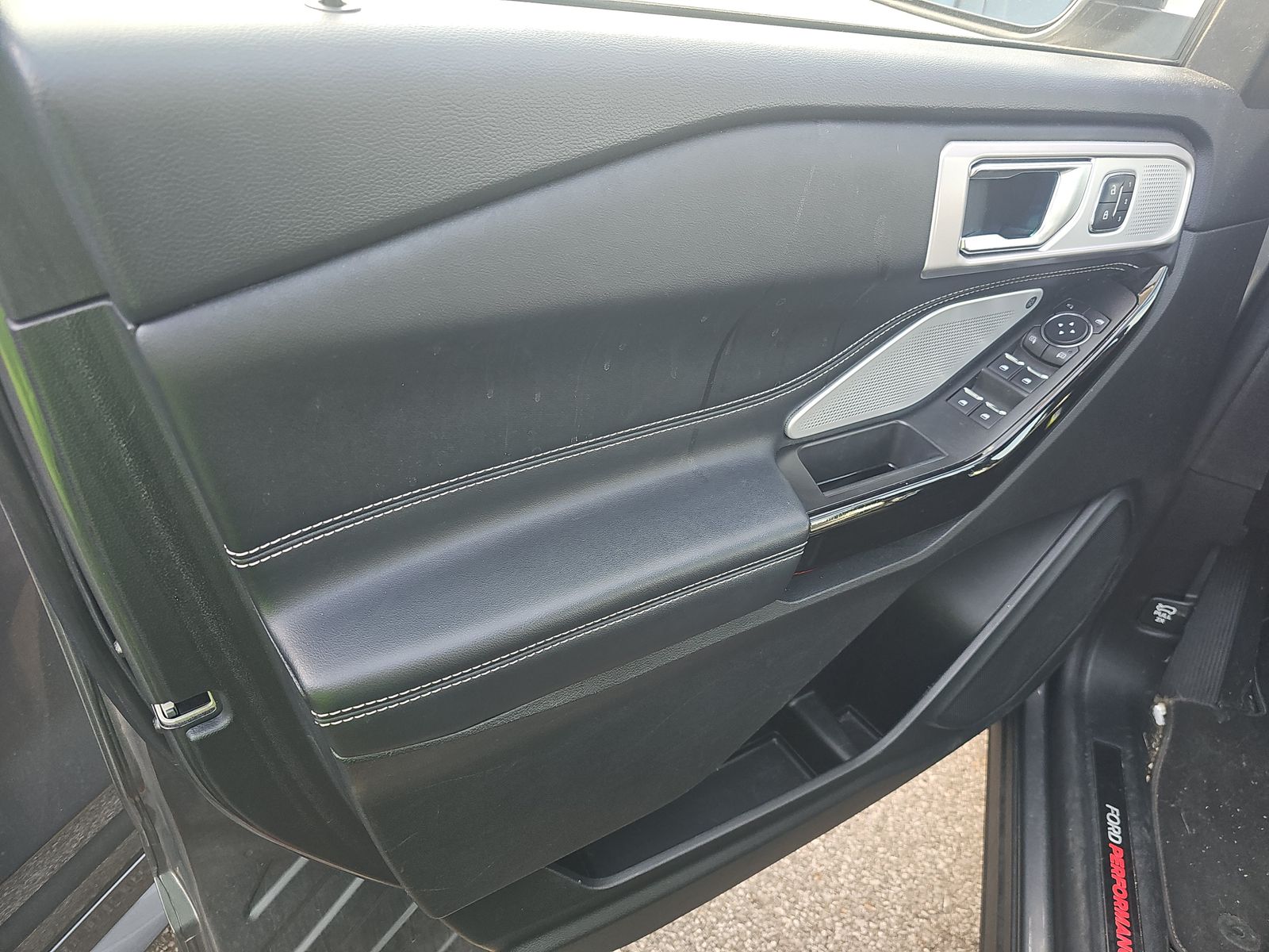 2022 Ford Explorer ST AWD