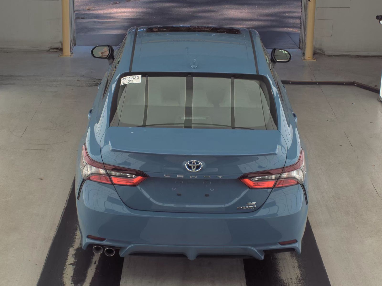 2023 Toyota Camry Hybrid SE FWD