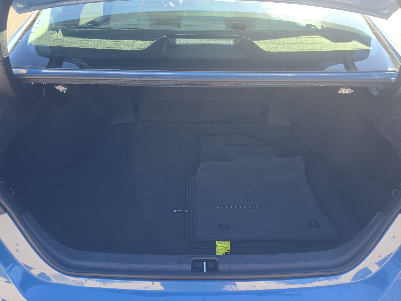 2023 Toyota Camry Hybrid SE FWD