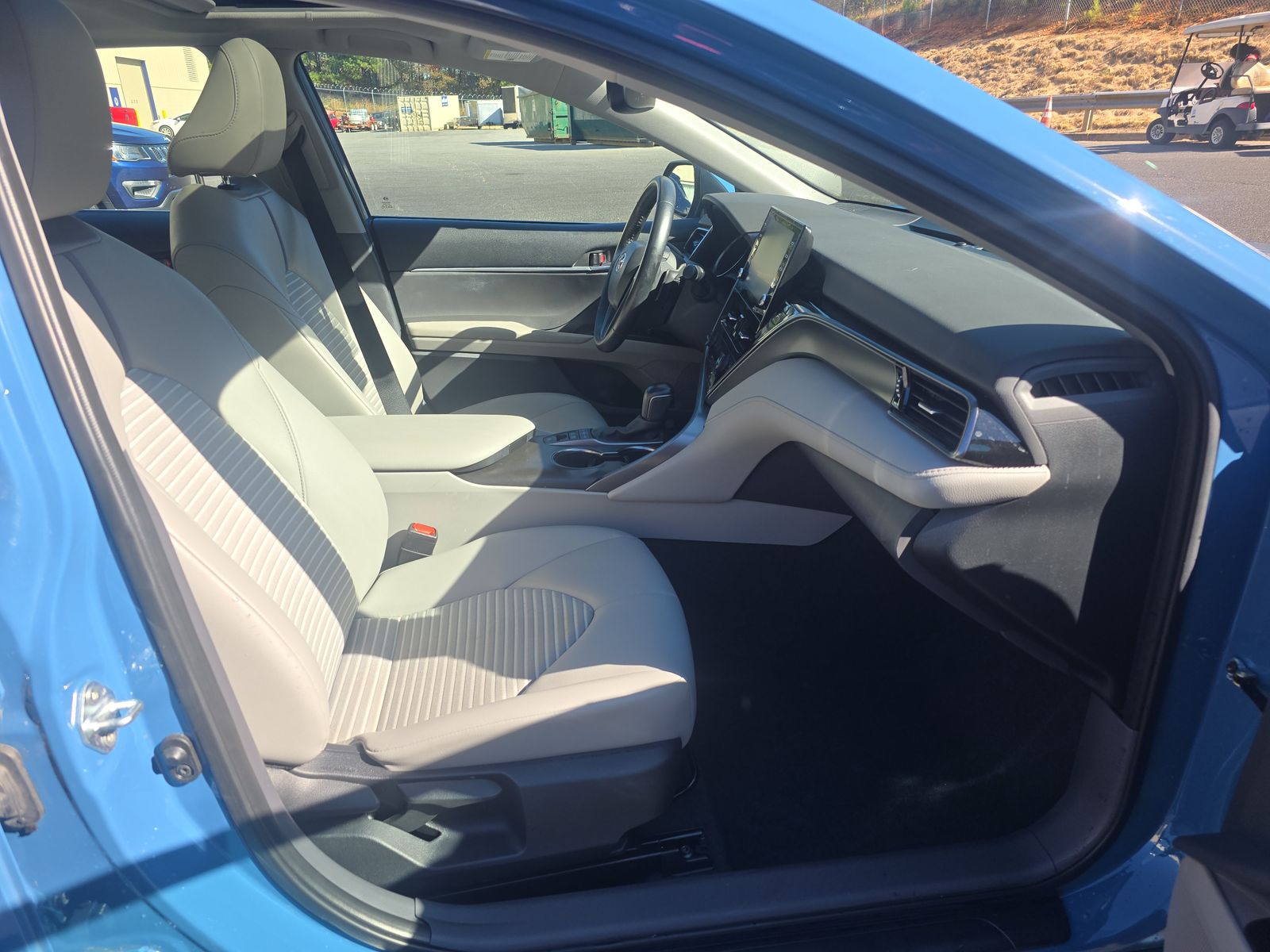 2023 Toyota Camry Hybrid SE FWD