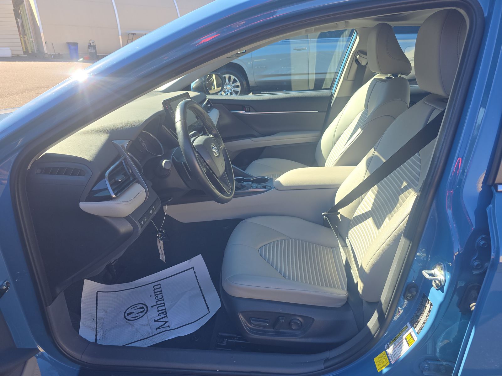 2023 Toyota Camry Hybrid SE FWD