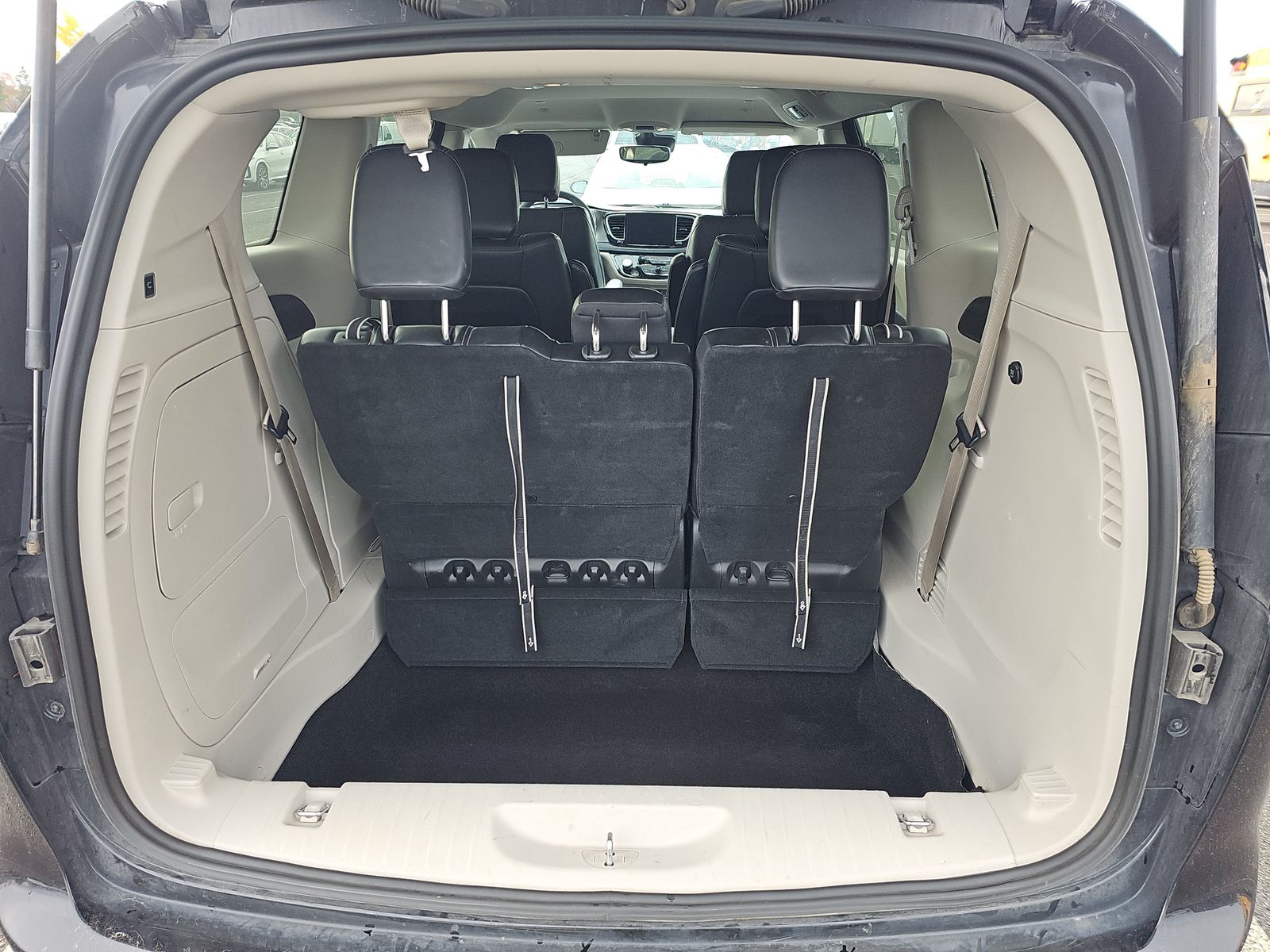 2024 Chrysler Pacifica Hybrid Select FWD