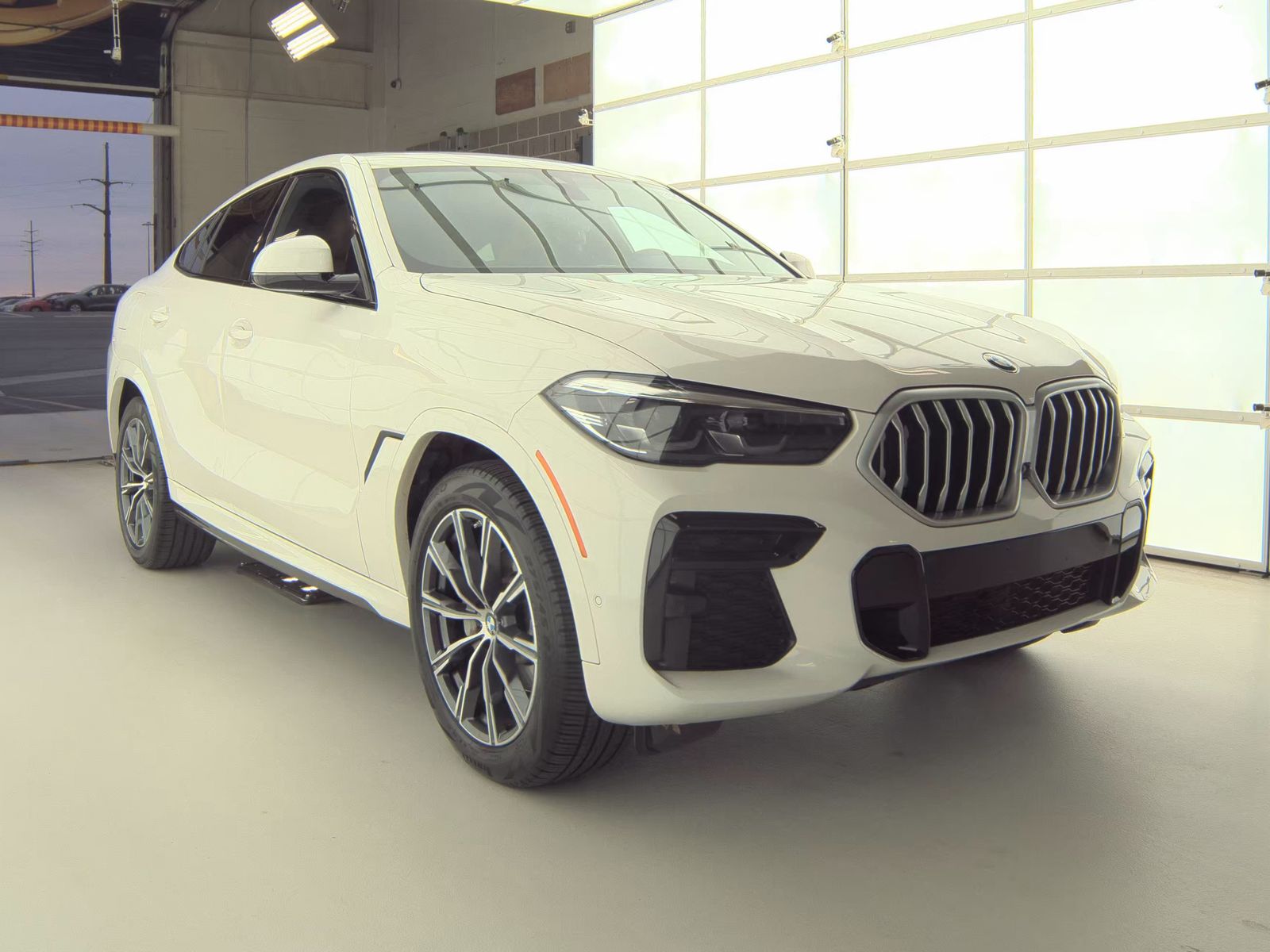 2023 BMW X6 xDrive40i AWD