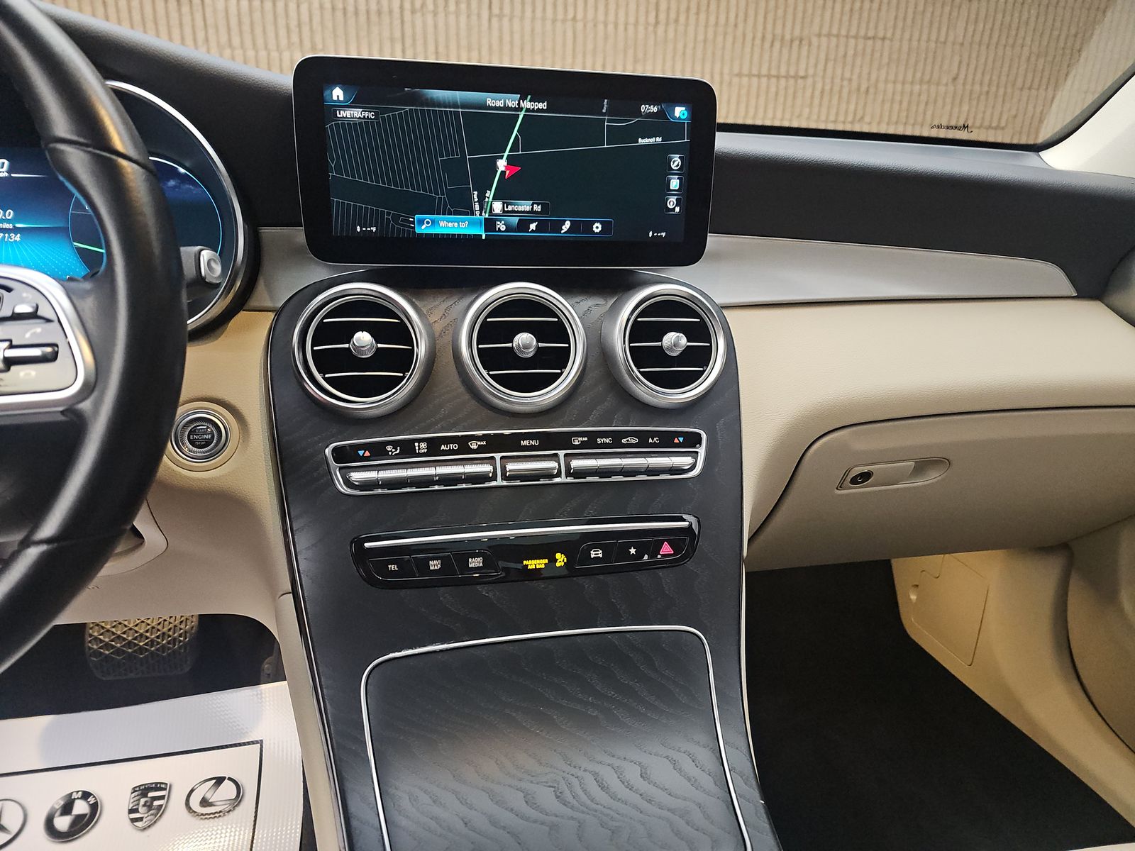 2022 Mercedes-Benz GLC GLC 300 AWD