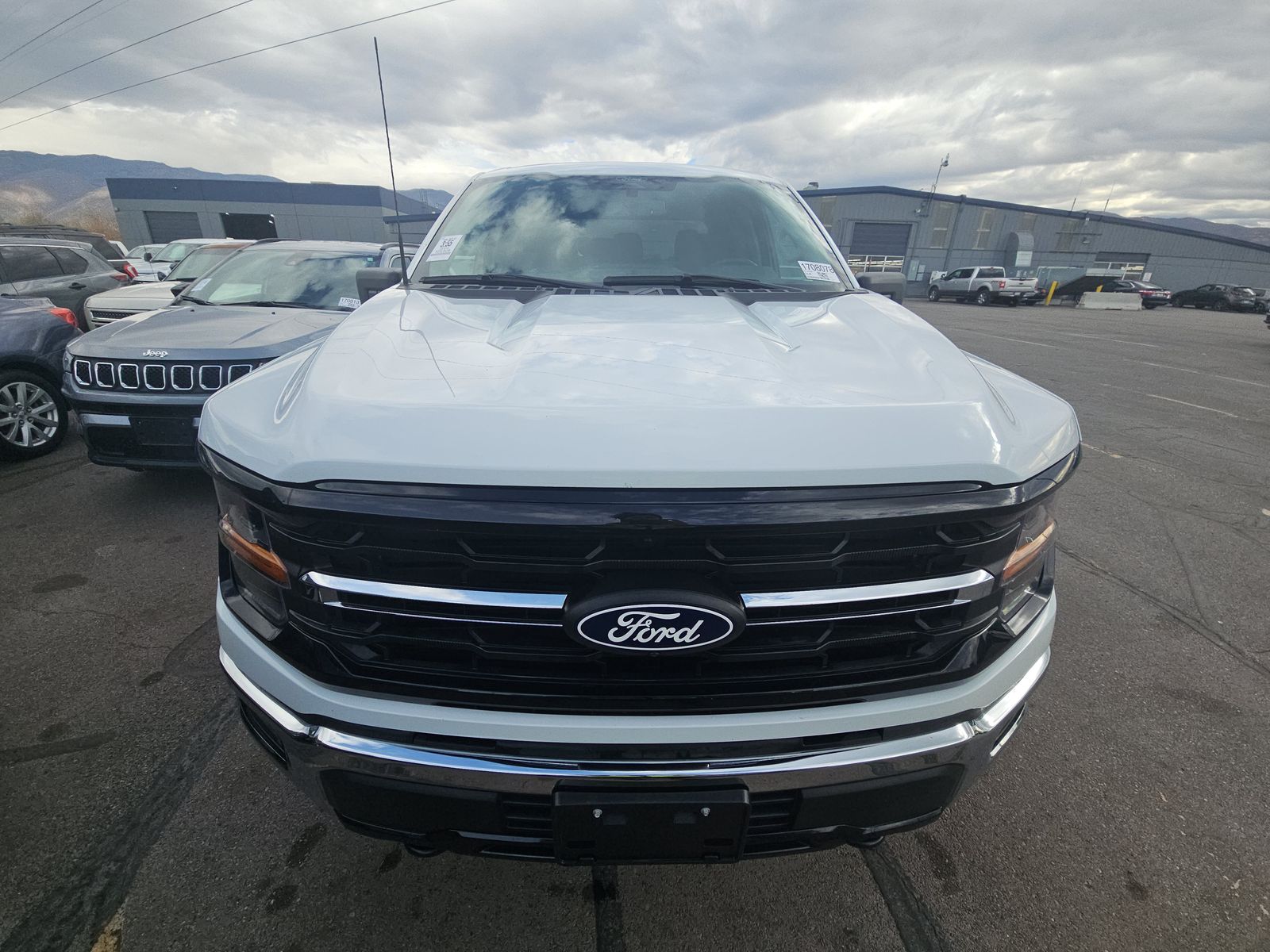 2024 Ford F-150 XLT AWD