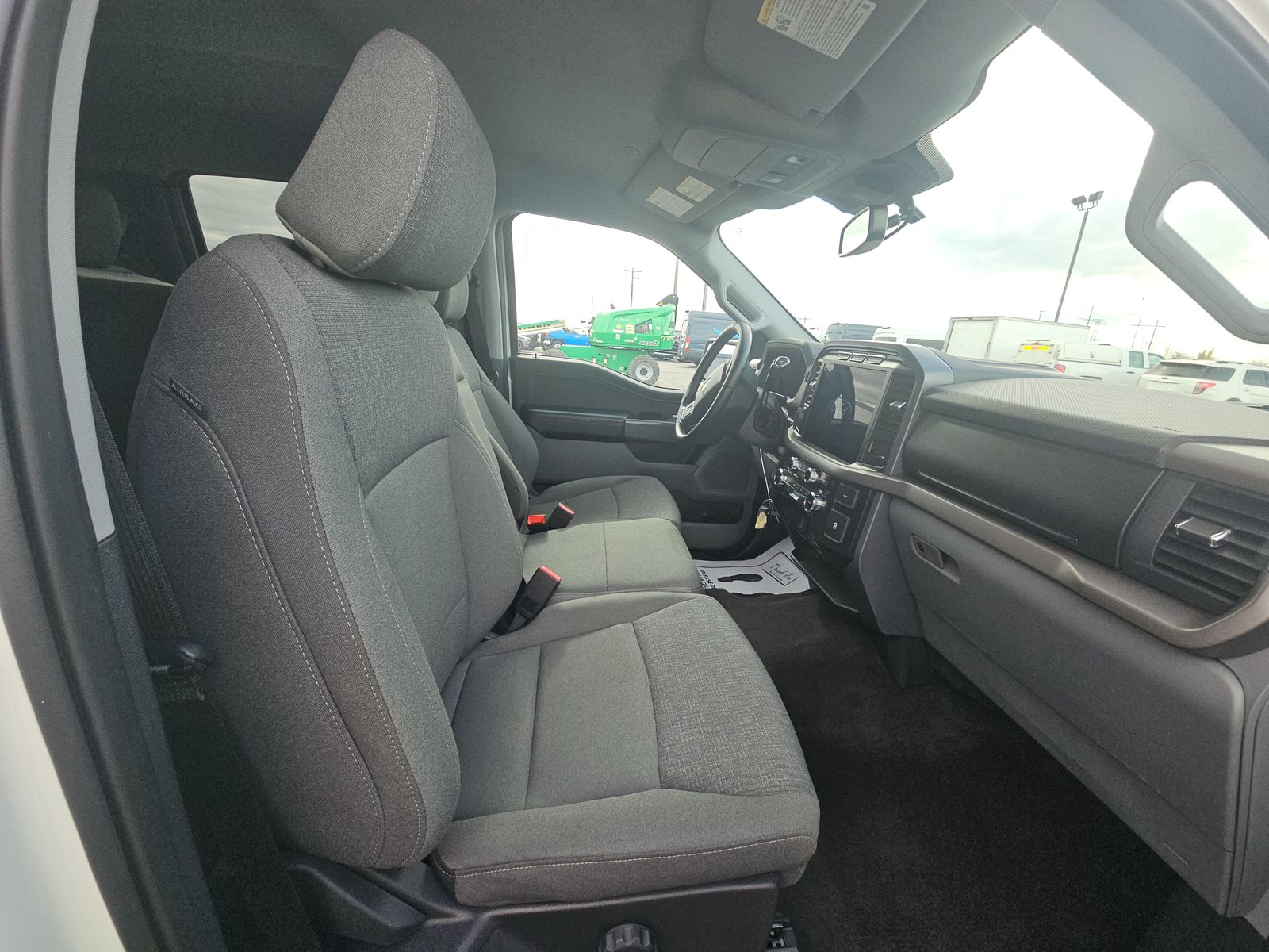 2024 Ford F-150 XLT AWD