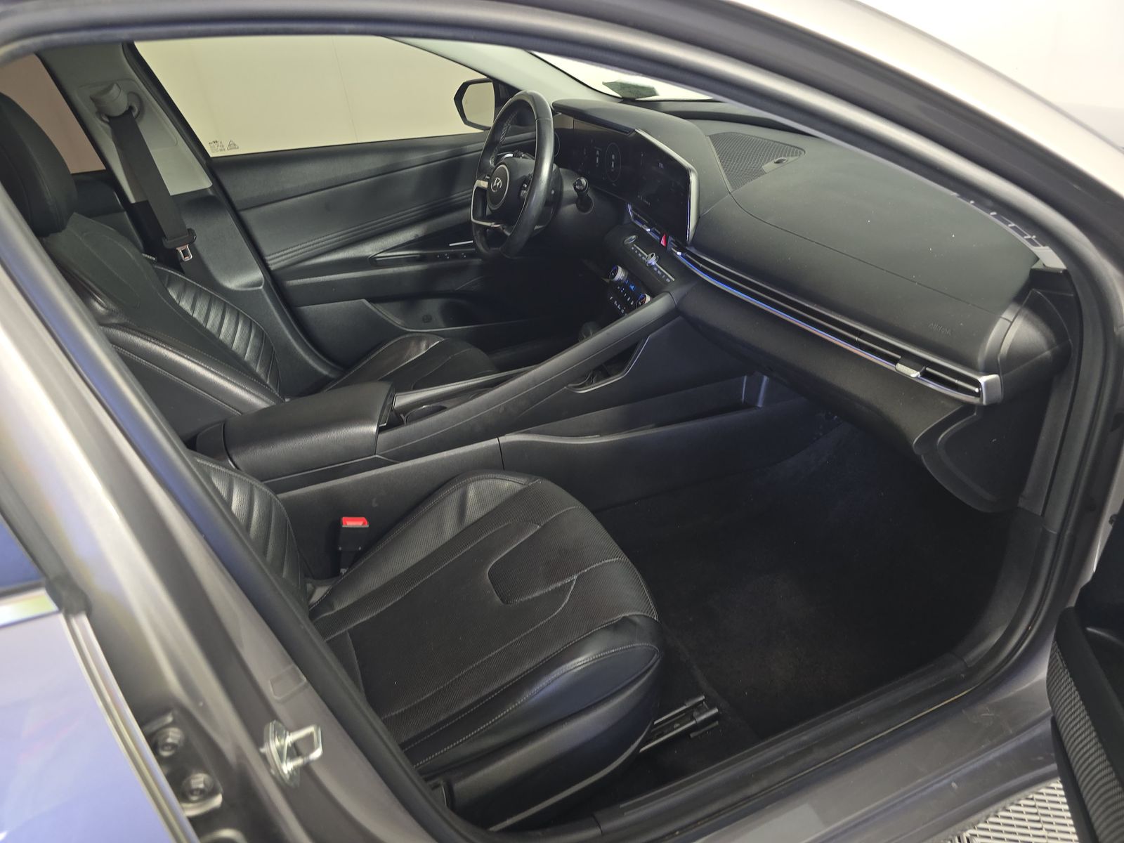 2021 Hyundai Elantra Limited FWD