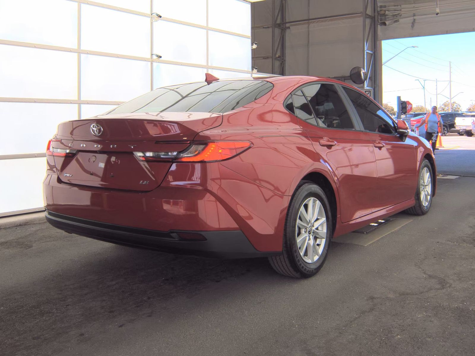 2025 Toyota Camry LE FWD