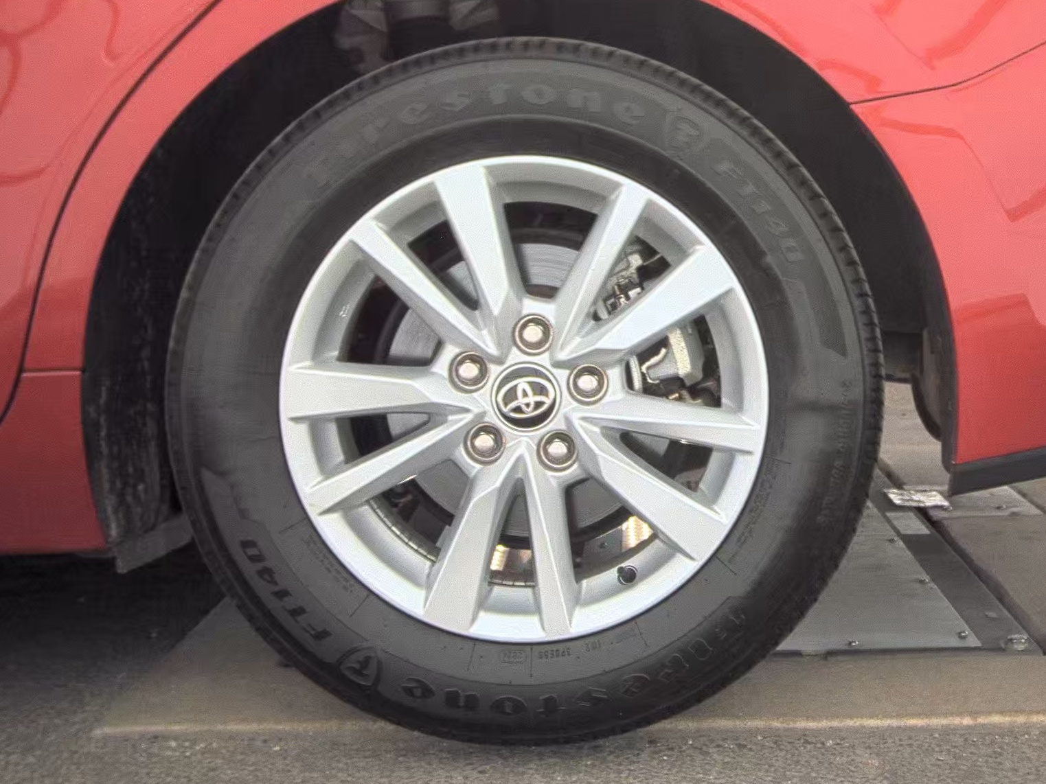 2025 Toyota Camry LE FWD