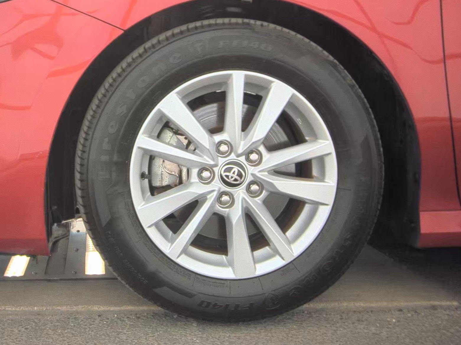 2025 Toyota Camry LE FWD