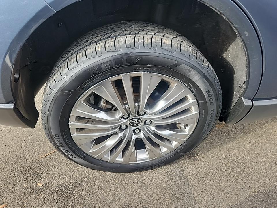 2022 Toyota Venza XLE AWD