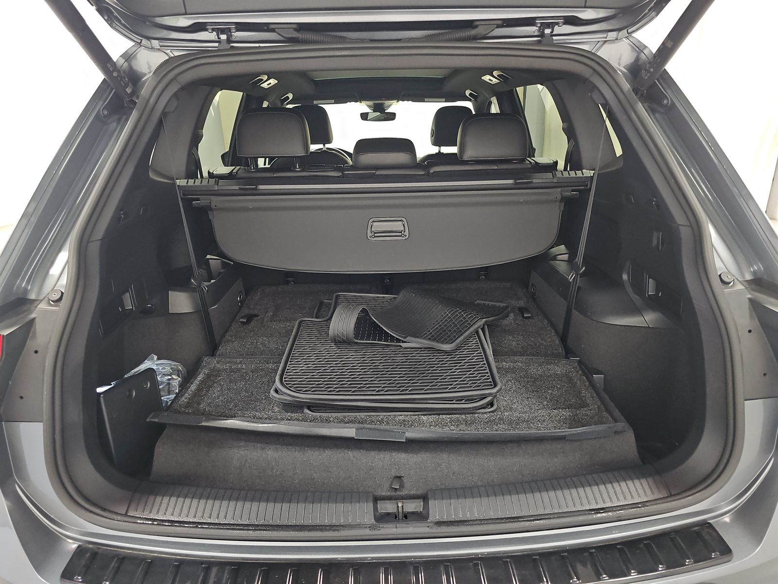 2024 Volkswagen Tiguan 2.0T SE R-Line Black FWD