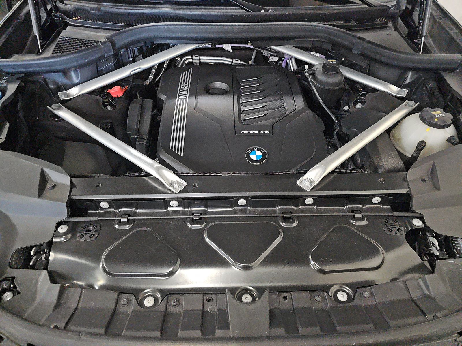 2022 BMW X7 xDrive40i AWD