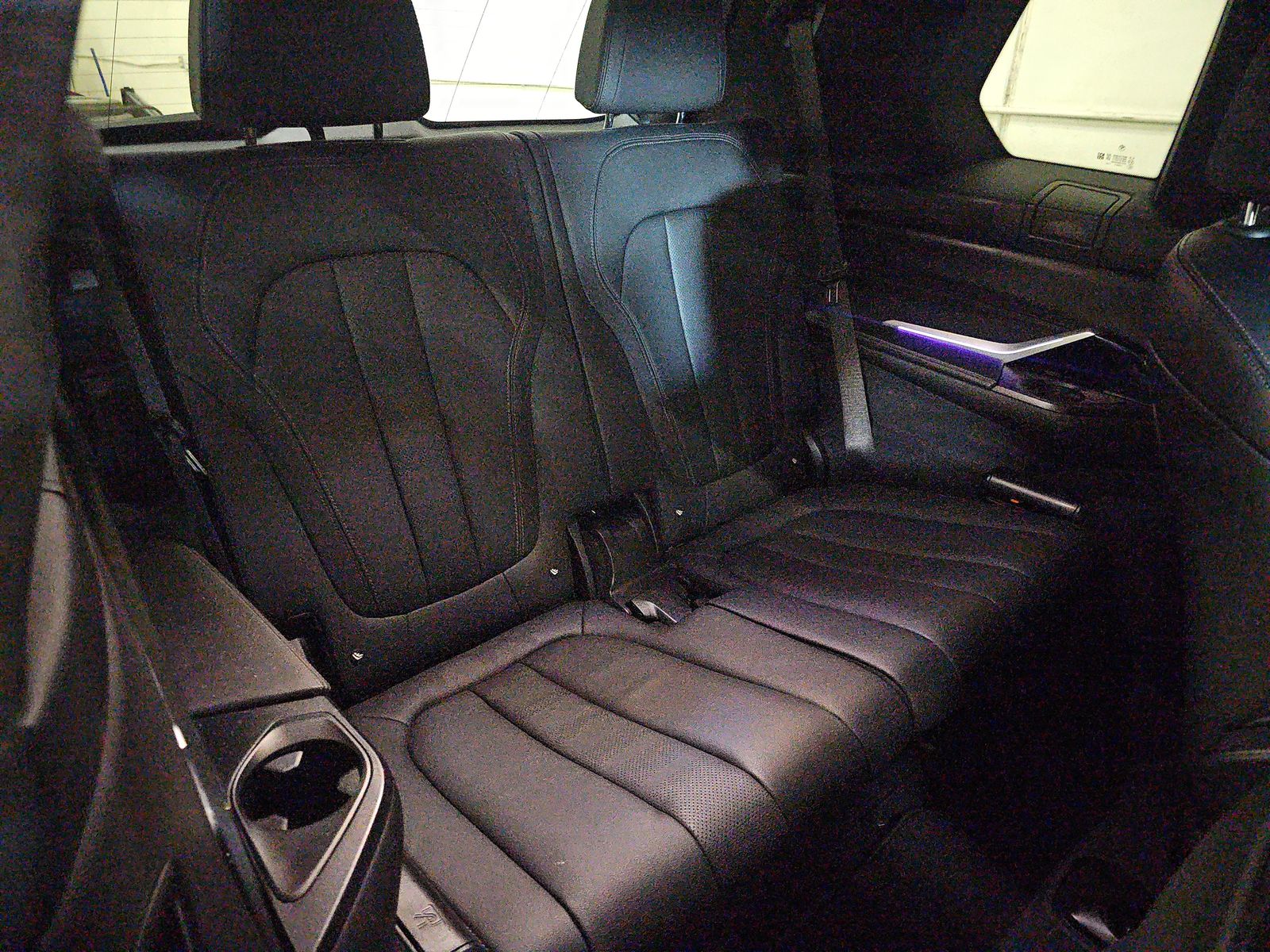 2022 BMW X7 xDrive40i AWD