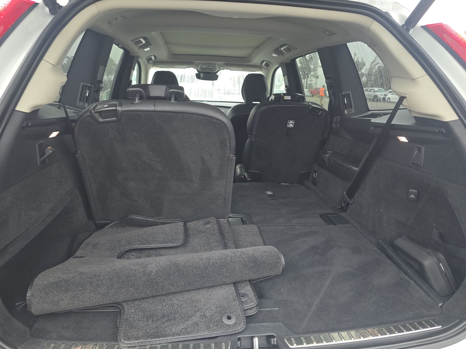 2023 Volvo XC90 B6 Ultimate AWD