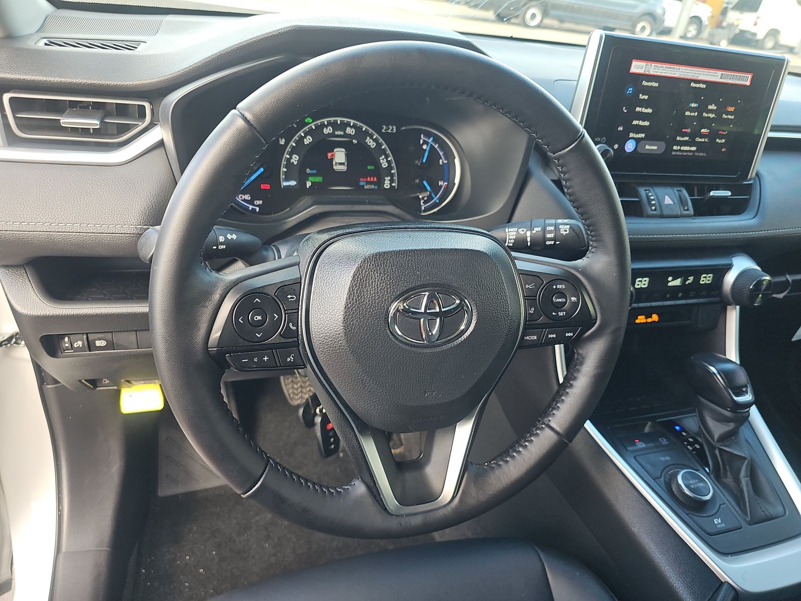 2025 Toyota RAV4 Hybrid XLE Premium AWD
