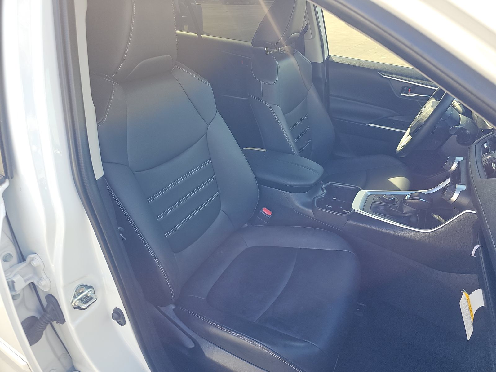 2025 Toyota RAV4 Hybrid XLE Premium AWD