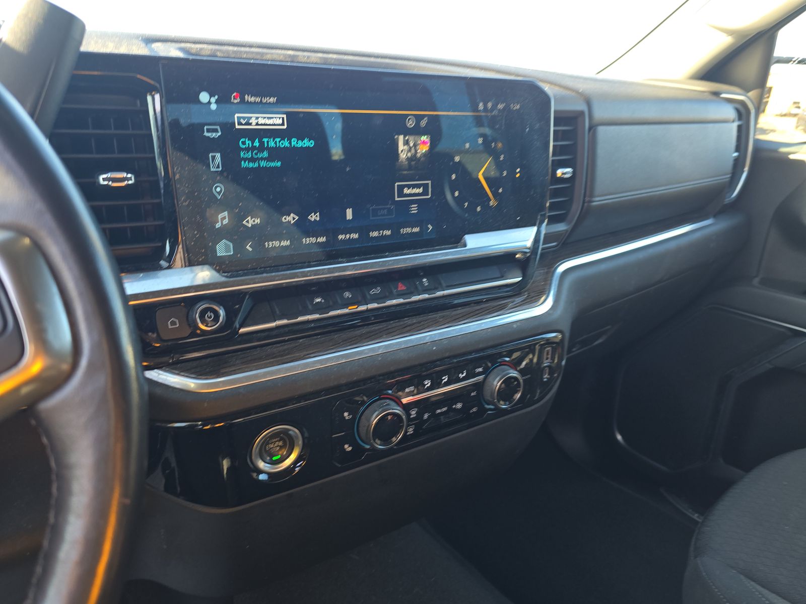 2022 Chevrolet Silverado 1500 LT AWD