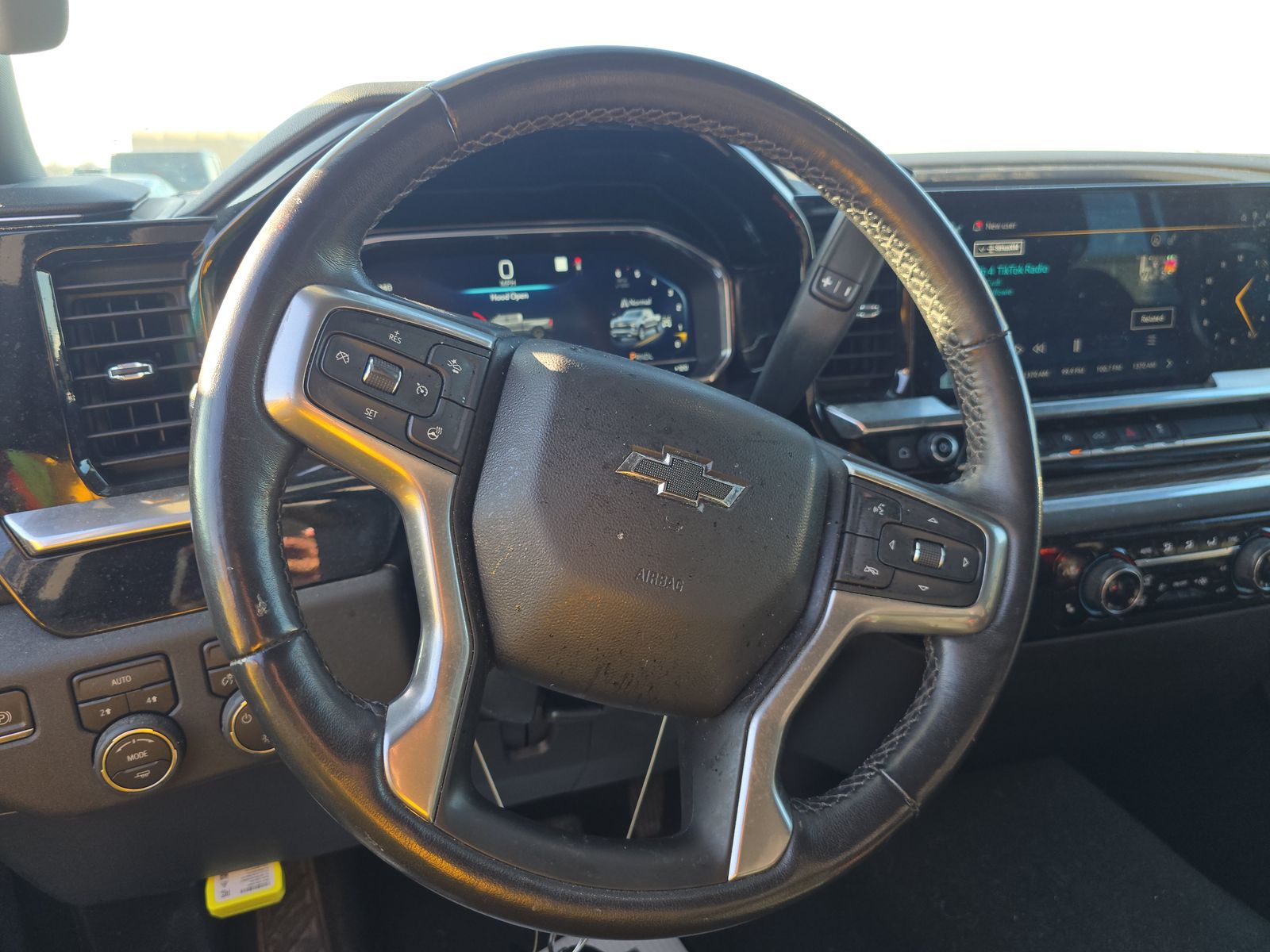 2022 Chevrolet Silverado 1500 LT AWD