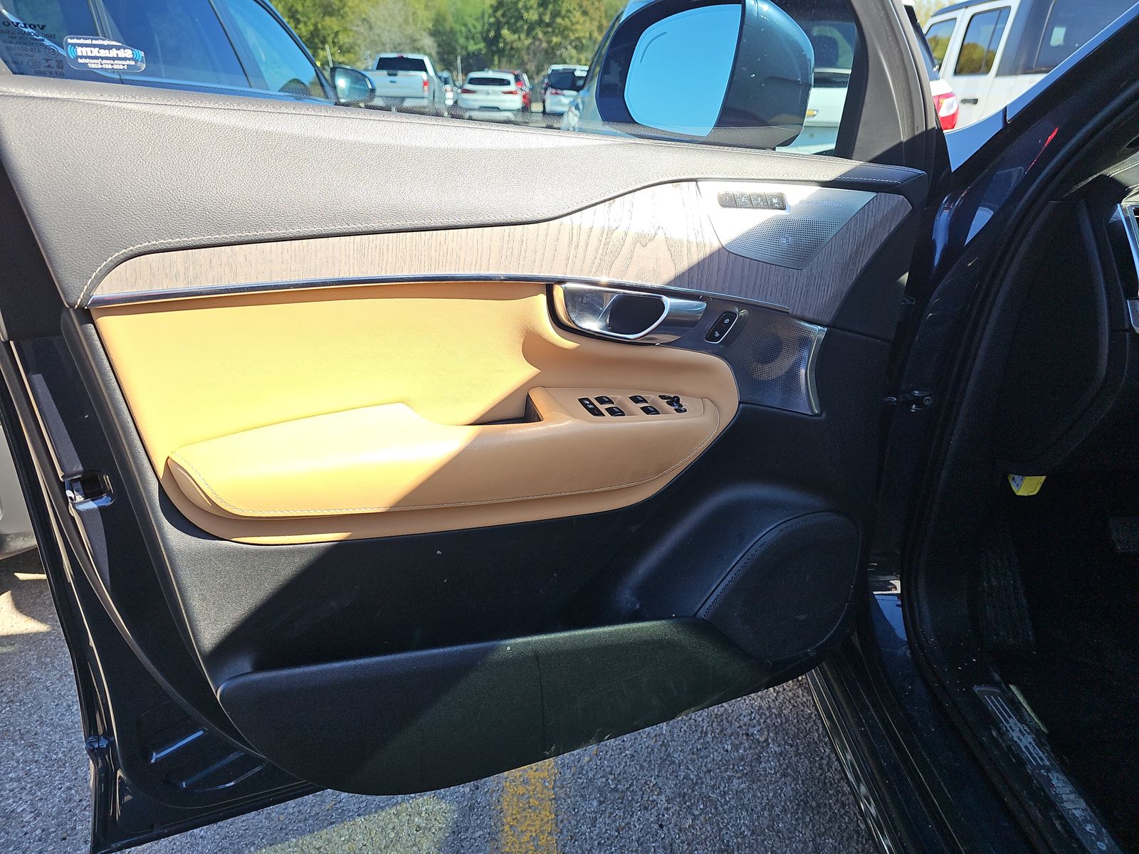 2020 Volvo XC90 Plug-In Hybrid T8 Inscription AWD