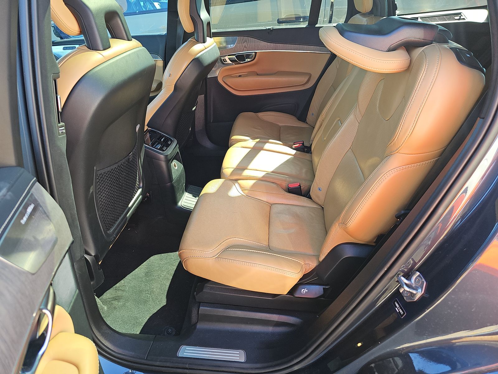 2020 Volvo XC90 Plug-In Hybrid T8 Inscription AWD