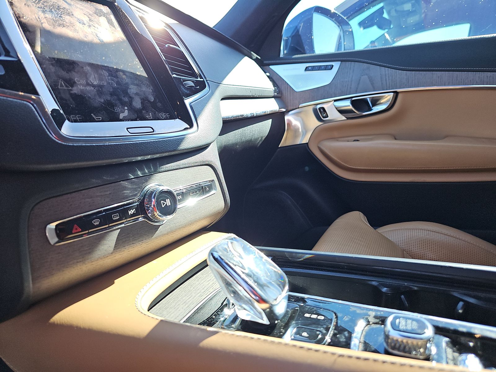 2020 Volvo XC90 Plug-In Hybrid T8 Inscription AWD