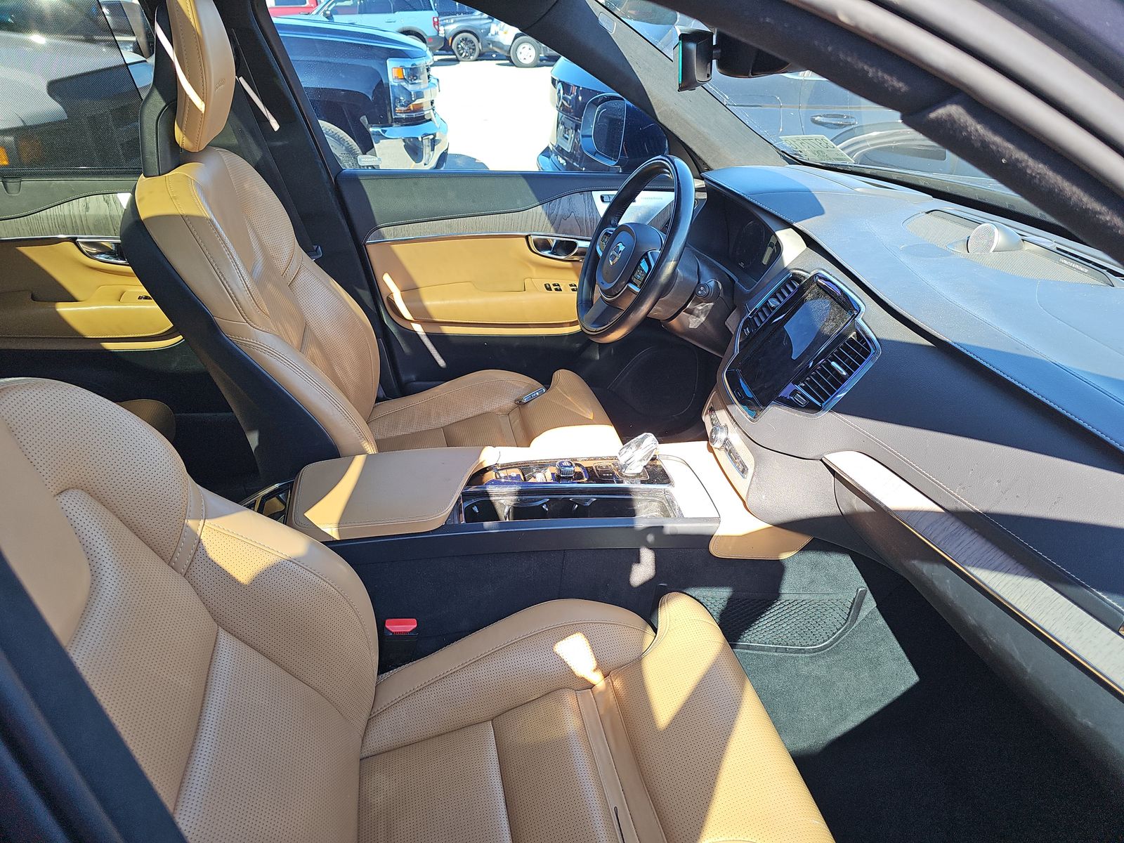 2020 Volvo XC90 Plug-In Hybrid T8 Inscription AWD