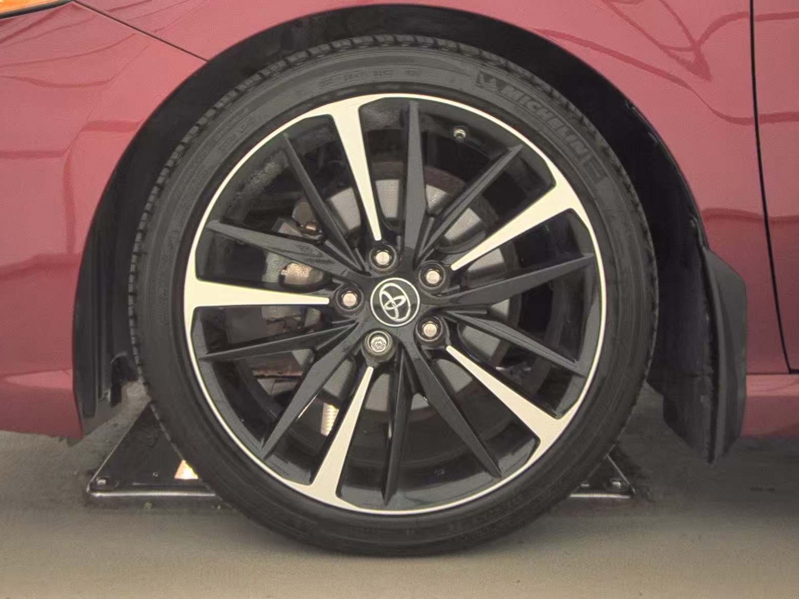 2018 Toyota Camry XSE FWD