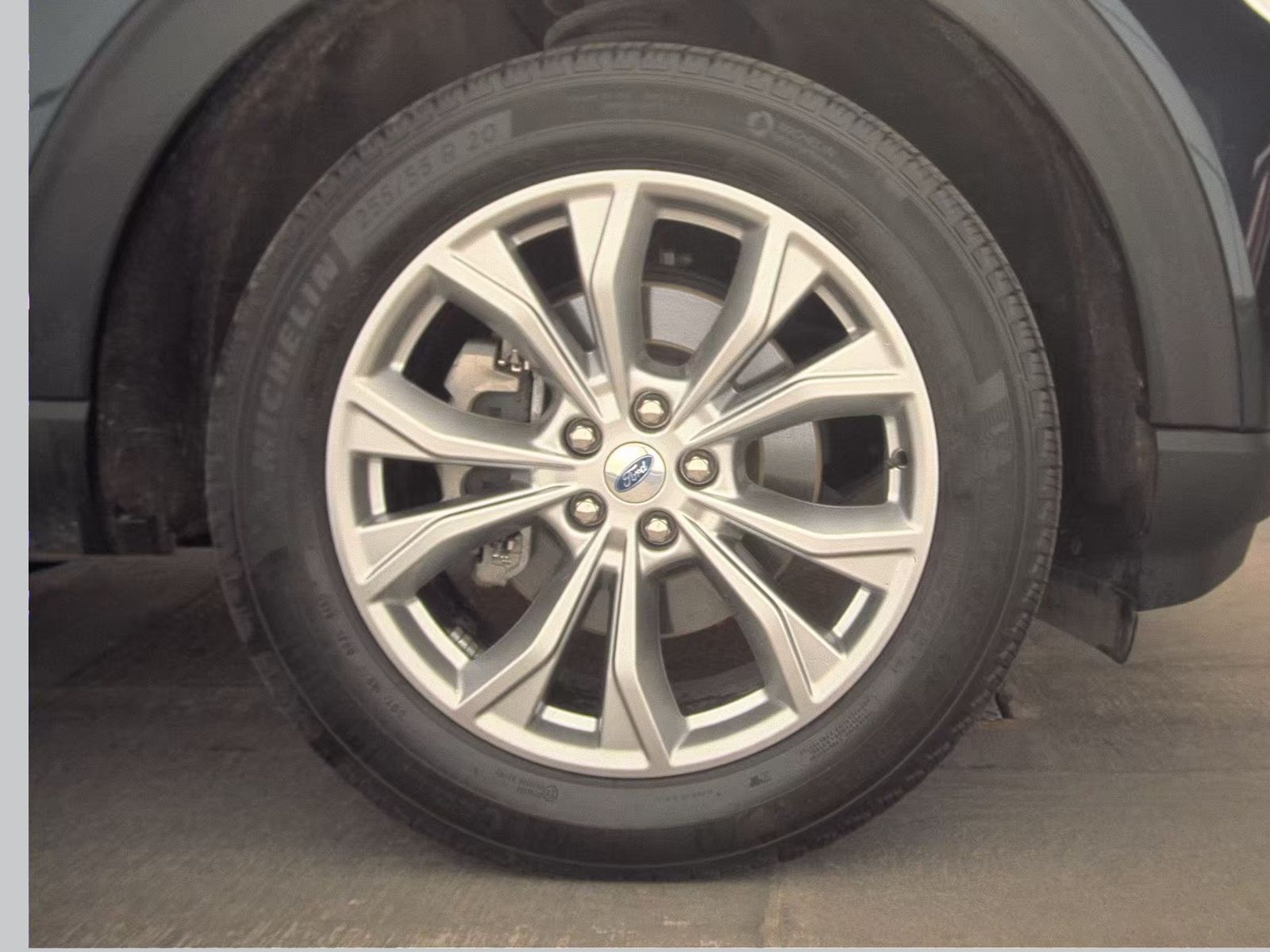 2024 Ford Explorer XLT AWD