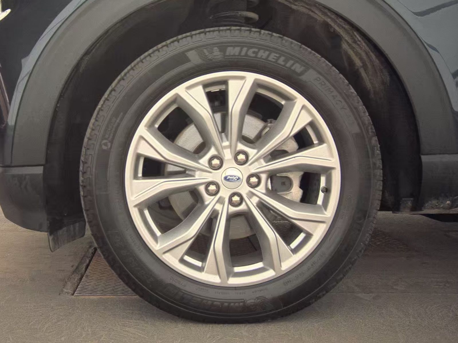 2024 Ford Explorer XLT AWD