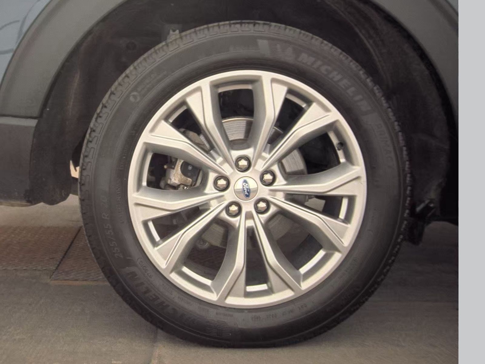 2024 Ford Explorer XLT AWD