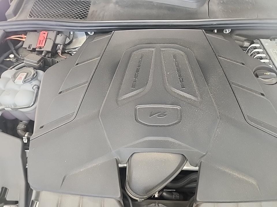 2024 Porsche Cayenne Base AWD