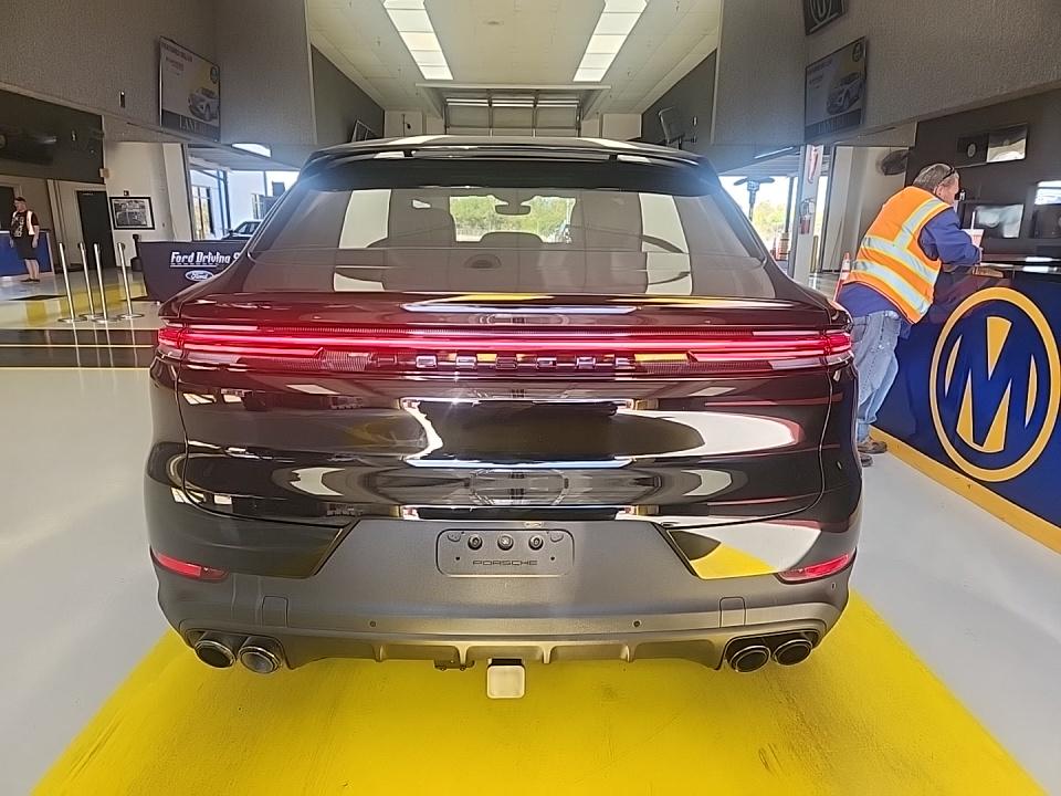 2024 Porsche Cayenne Base AWD