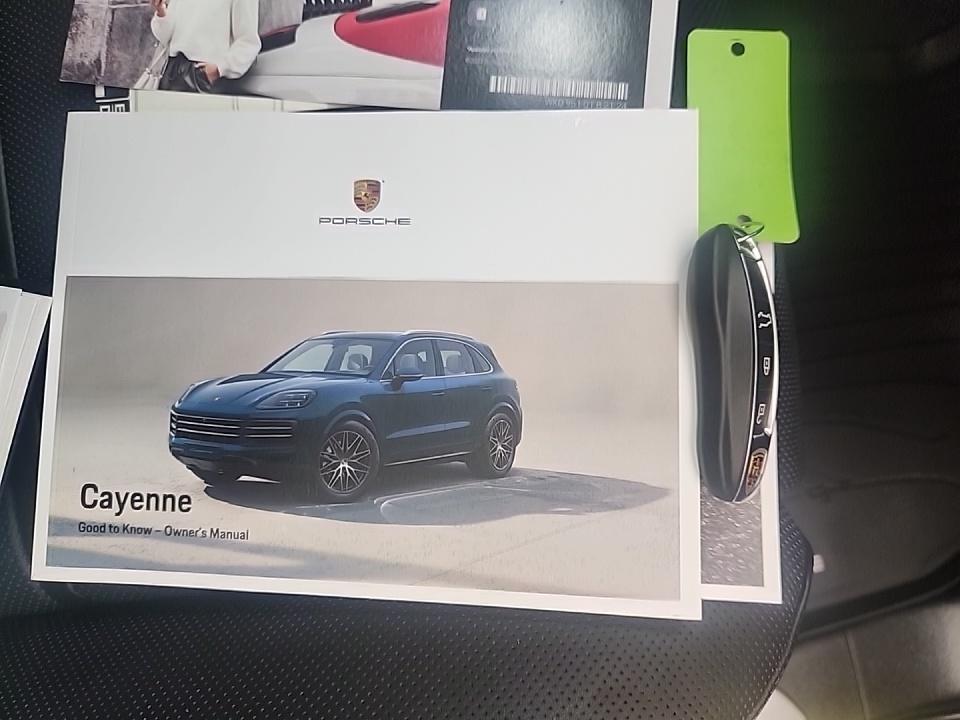 2024 Porsche Cayenne Base AWD