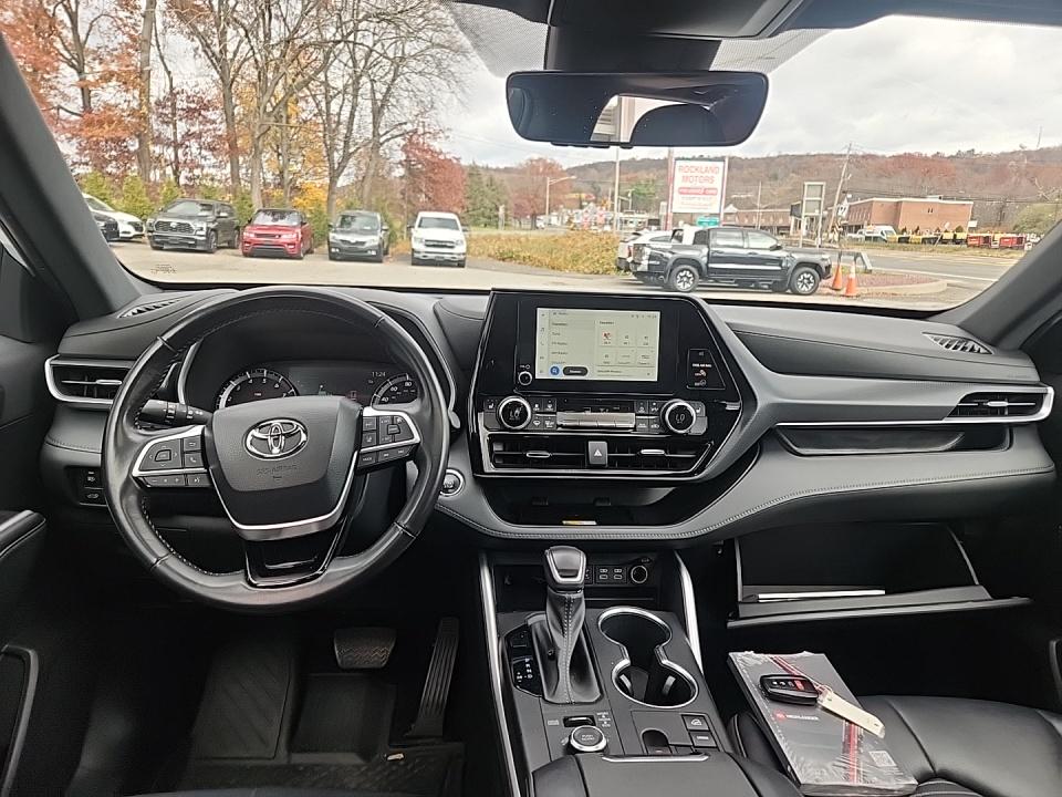 2023 Toyota Highlander XSE AWD