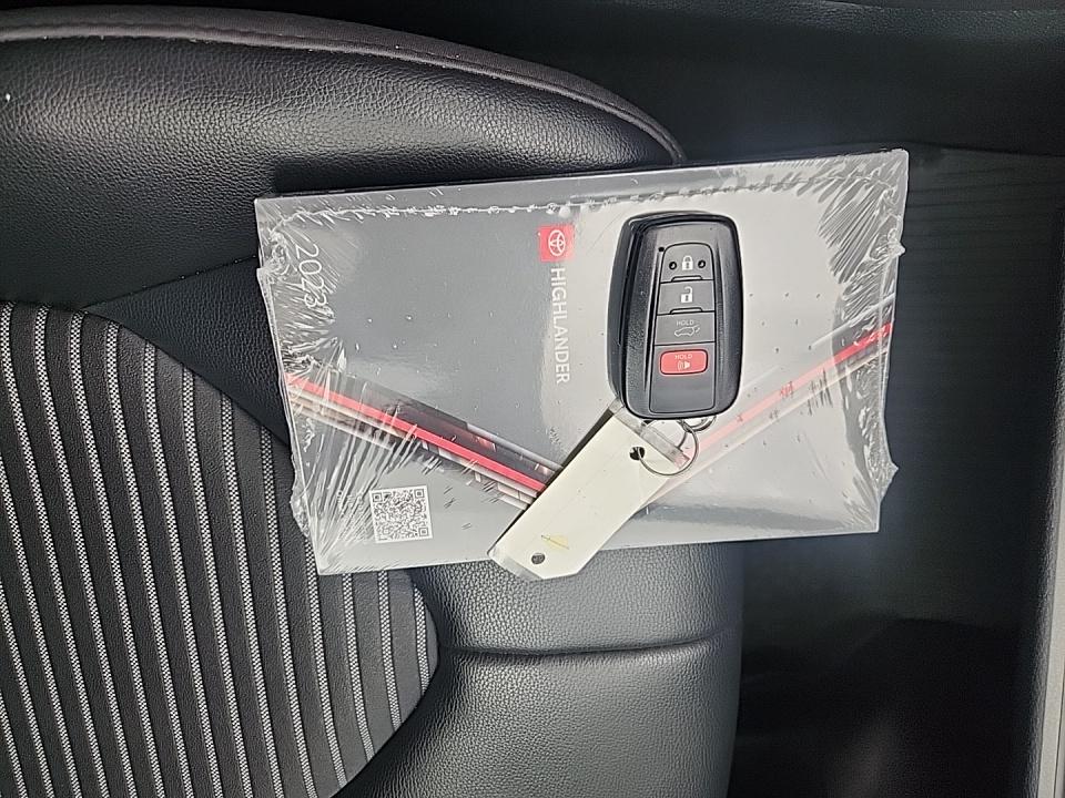 2023 Toyota Highlander XSE AWD